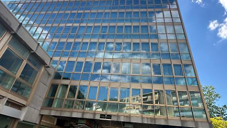 Il palazzo di vetro torna all'asta per la quarta volta gioved&igrave; 26 marzo