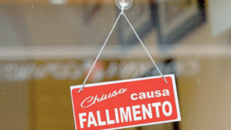 La strage senza fine dei negozi. Il Pd attacca il sindaco: "Cosa fa l'Amministrazione?"