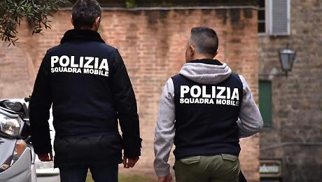 Maltrattava lo zio, arrestato nipote a Firenze. Era latitante dallo scorso 10 marzo