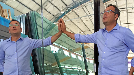 Il futuro dell'industria del vetro. Le nuove tecnologie e gli sviluppi del settore: super convegno alla Vetreria Vitrum