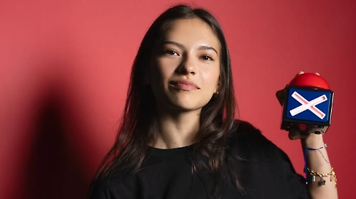 X Factor 2025, chi è Mayu Lucisano: dalle origini italo-giapponesi al percorso prima del talent