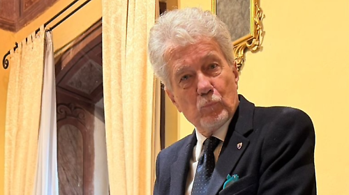 Altri 550 biglietti per i tifosi amaranto. Il sindaco Ghinelli ha firmato la deroga. L'appello del presidente dell'Ascoli