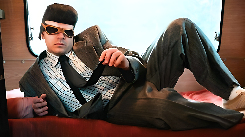 Il fenomeno Tony Pitony arriva a Perugia: concerto all'Afterlife live club