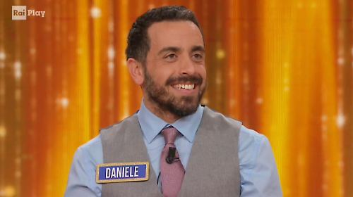 Il folignate Daniele Alesini torna a L'Eredit&agrave;, chi &egrave; il "dottore" dei record: dalla maxi vincita a quando lasci&ograve; lo show. Come ha investito i soldi