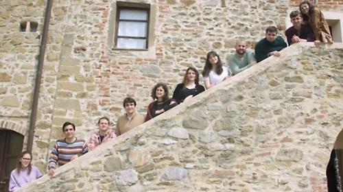 Al Trasimeno come nel Decamercon: undici giovani trovano un antico manoscritto. Tutto nel docufilm dall'11 marzo in sala