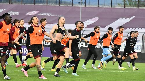 L'Arezzo sotto la Curva