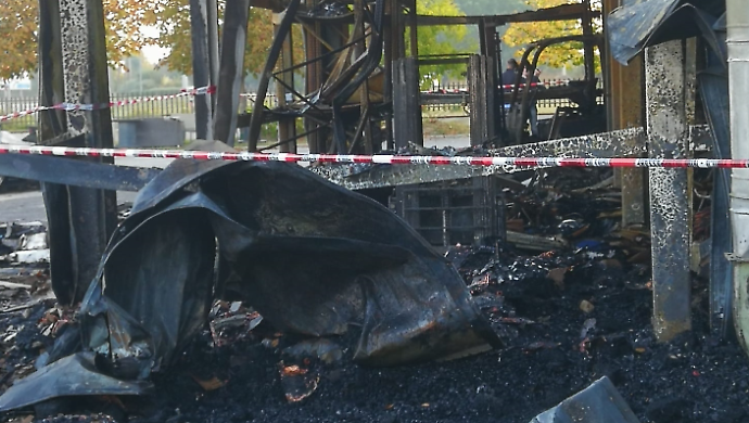 Incendio domato nell'azienda Mb al Vallone: così l'intervento dei vigili del fuoco