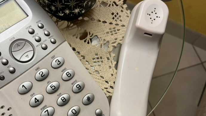 Non vedente da 13 giorni senza linea del telefono fisso nonostante segnalazione del guasto, sopralluogo e solleciti