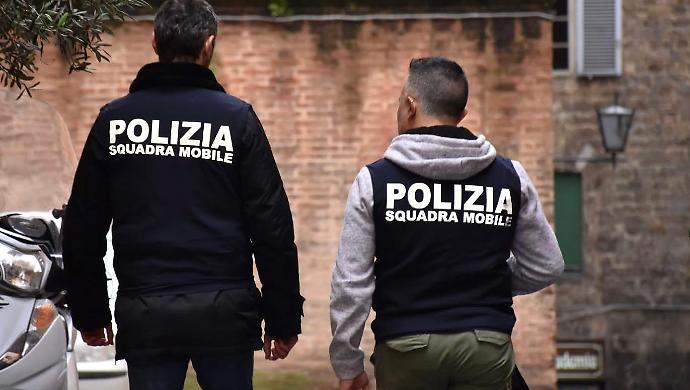 Maltrattava lo zio, arrestato nipote a Firenze. Era latitante dallo scorso 10 marzo