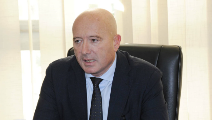 Aumento di capitale di 1,3 milioni e nuovi progetti per Arezzo Fiere e Congressi. Il presidente Ferrer Vannetti: "Servizi attenti e pi&ugrave; qualit&agrave;"