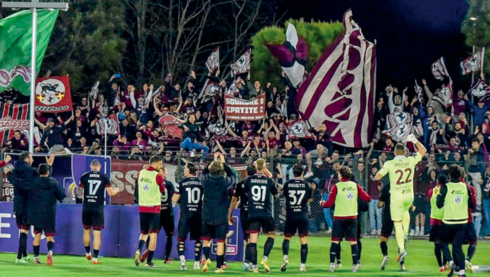 Domenica la sfida con la Torres. Il capitano Chiosa: "Cuore e anima per conquistare la serie B"