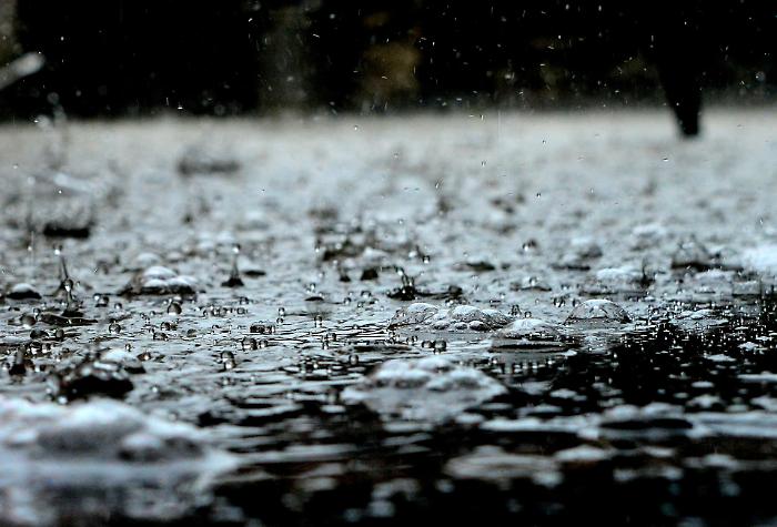 Arezzo, allarme meteo in tutta la Toscana. Forti temporali e rischio idrogeologico