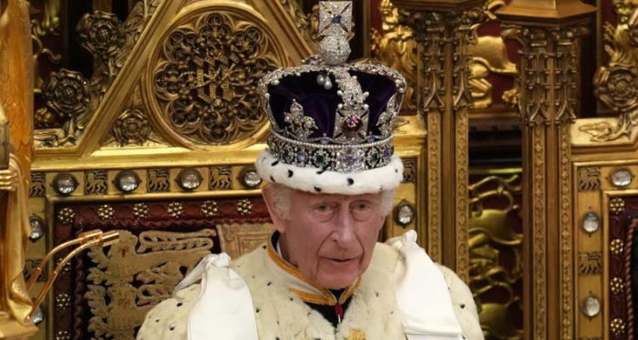 Re Carlo III