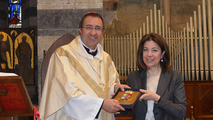 Il questore Maria Luisa Di Lorenzo con il vescovo Andrea Migliavacca