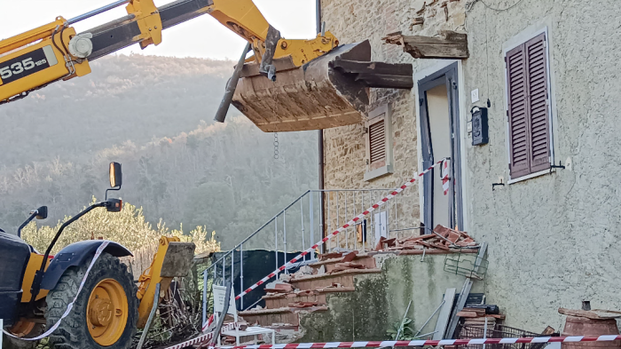 La ruspa e la casa