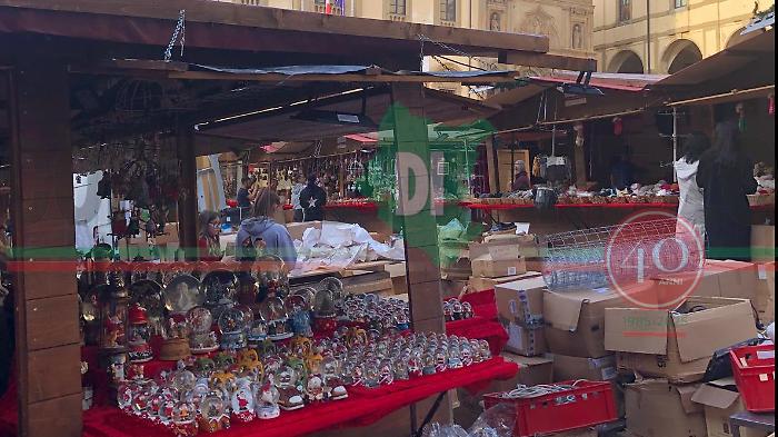 Il Villaggio Tirolese in piazza Grande dà lavoro a 90 ragazzi aretini