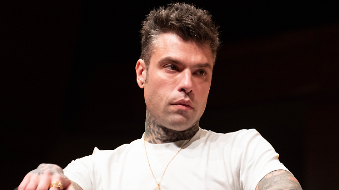 Fedez senza filtri contro tutti: da Myrta Merlino alla nuova relazione di Chiara Ferragni