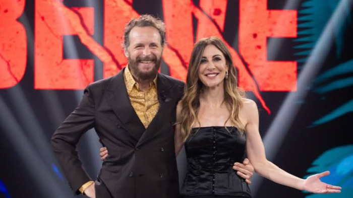 Jovanotti a Belve, la depressione della mamma, la morte del fratello "e quella volta che ho fatto la pipì con Silvio Berlusconi"