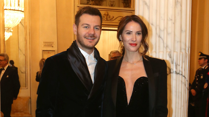 Alessandro Cattelan, chi &egrave; la moglie modella Ludovica Sauer: dal primo incontro alla partita dell'Inter al matrimonio intimo