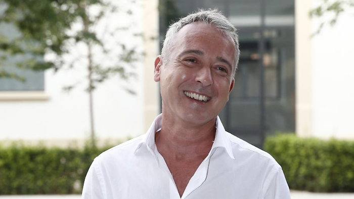 Pierluigi Diaco, chi &egrave; il conduttore di BellaFesta: gli inizi in tv, il coming out e l'unione civile con Alessio Orsingher