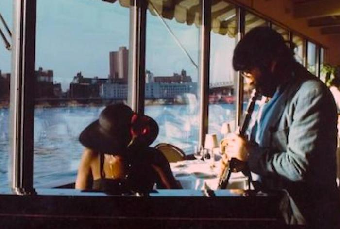 Dallamericaruso - Il concerto perduto di Lucio Dalla stasera in tv gioved&igrave; 26 dicembre su Rai 3: le anticipazioni