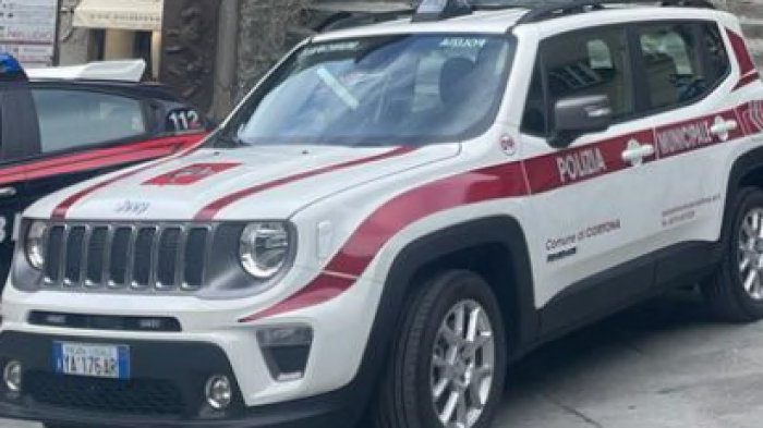 Tolta la patente ad automobilista positivo all'alcol test dopo un incidente: applicato il nuovo codice della strada
