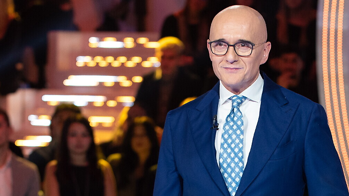 Grande Fratello stasera in tv luned&igrave; 30 dicembre su Canale 5: anticipazioni, sorprese e ospiti dell'ultima puntata dell'anno