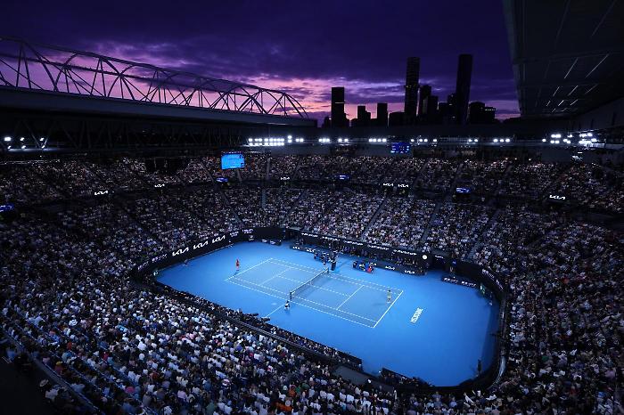 Australian Open 2025, tutto quello che c'&egrave; da sapere: sorteggio, montepremi, programma e i possibili avversari di Jannik Sinner