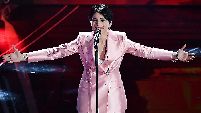 Giordana Angi ospite a Verissimo da Silvia Toffanin, chi &egrave;: dal successo ad Amici al tour con Sting 