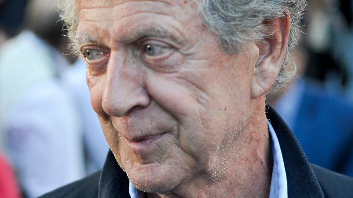 Memo Remigi ospite a Verissimo: la moglie Lucia Russo, il tradimento con Barbara D'Urso e il caso Morlacchi che lo fece licenziare da Rai