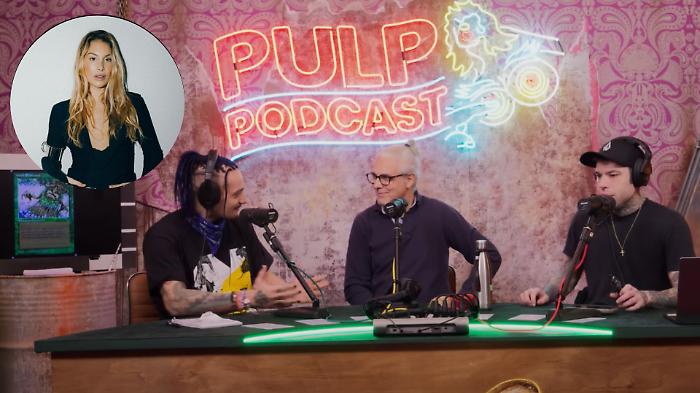 Fedez aveva gi&agrave; parlato di Angelica Montini a Pulp Podcast? Il rapper e le foglie del destino: "Ho conosciuto una ragazza col nome simile alla dea tentatrice Moini"