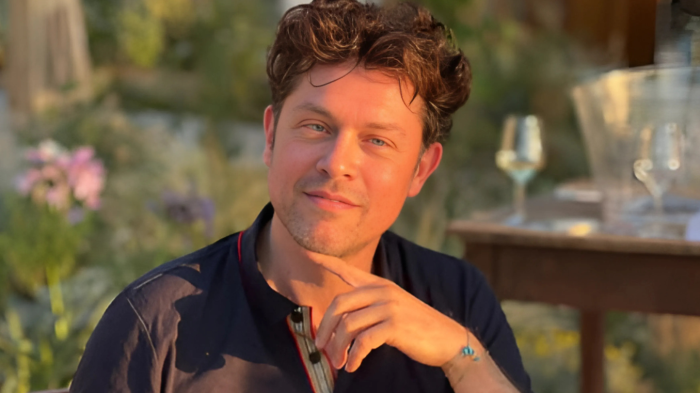 Raffaello Tonon ospite oggi in tv da Caterina Balivo a La Volta Buona su Rai 1, gioved&igrave; 30 gennaio: dopo il successo si reinventa cameriere a Rimini