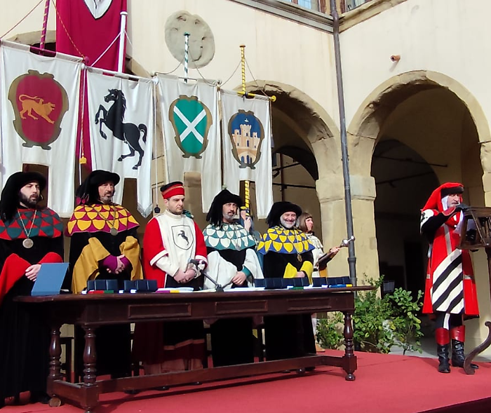Giostra, dedica Lance d'oro
