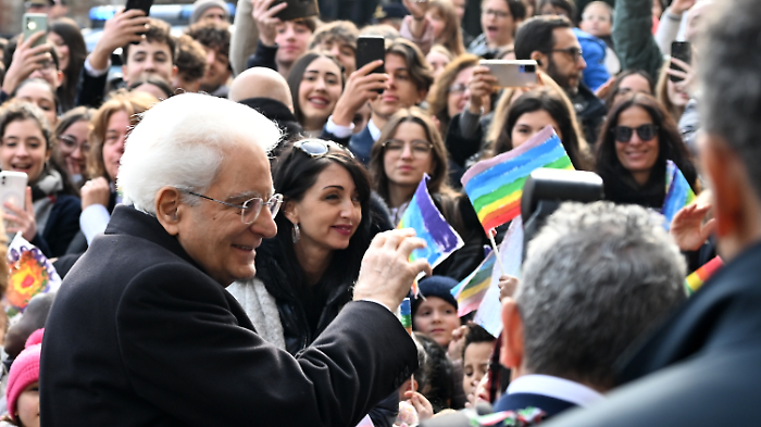 Visita di Mattarella del 6 giugno, vertice e sopralluogo a Rondine con il cerimoniale del Quirinale. Voci su altri big