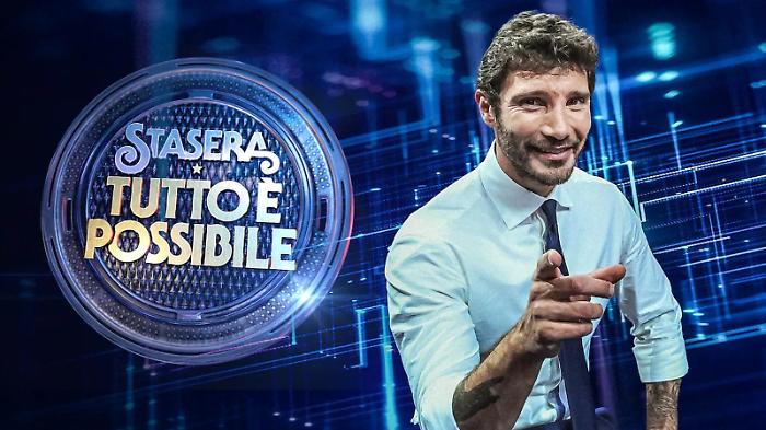 Stasera tutto &egrave; possibile stasera in tv marted&igrave; 18 febbraio su Rai 2: ospiti e anticipazioni del comedy show condotto da Stefano De Martino