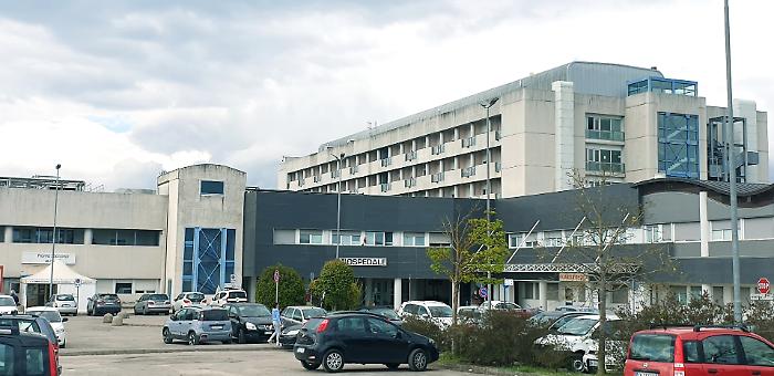 Mangia un insaccato e muore dopo aver contratto la listeria. Chiesto il rinvio a giudizio per il titolare dell'azienda di salumi