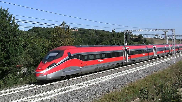 Medioetruria, stanziamento di 10 milioni per la stazione treni alta velocità a Creti. Studio intelligenza artificiale per Rigutino