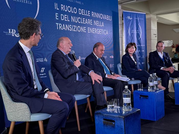 Pichetto Fratin: "Nucleare in Italia entro il 2030, legge delega alle Camere la prossima settimana"