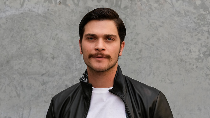 Alessio Lapice torna stasera in tv su Rai 1 nei panni di Calogiuri&nbsp;nella serie Imma Tataranni: dal successo alla vita privata