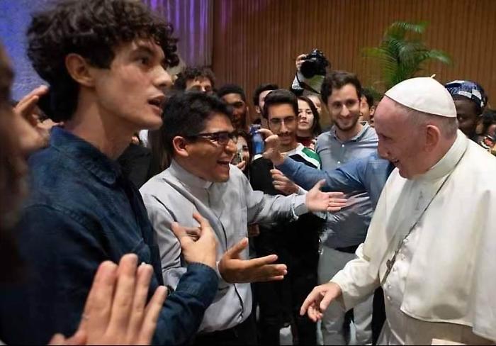 Don Alexander con Papa Francesco