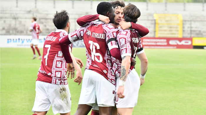 Amaranto da oggi al lavoro per l'operazione playoff. La mentalità cambiata con Bucchi. Cavallino mina vagante negli spareggi