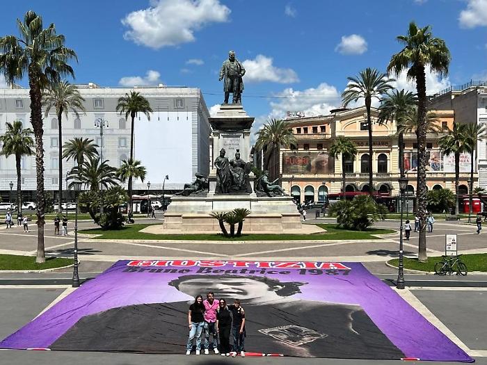 Lo striscione a Roma