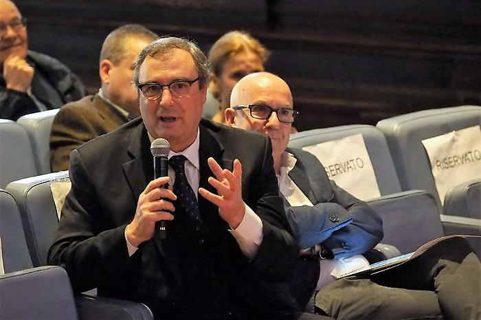 Addio a Riccardo Regi, visione e rigore. Pilastro del Corriere