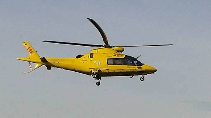 Padre e figlio feriti in un incidente con il quad: il genitore trasferito con l'elisoccorso a Cesena