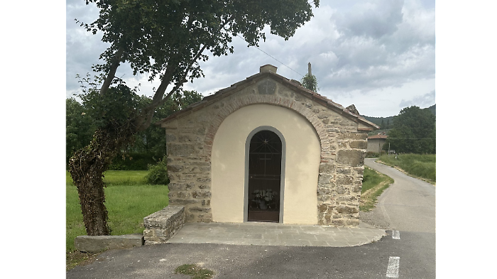 Antica Maestà della Val di Chio restaurata da un cittadino a sue spese