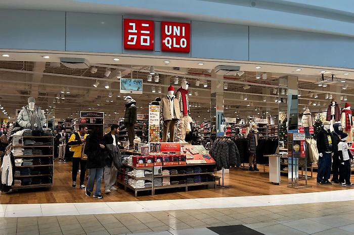 La storia di successo di Uniqlo: ecco come l'azienda giapponese &egrave; riuscita ad entrare nell'olimpo del fast fashion