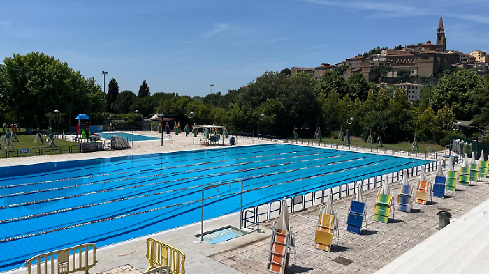 La piscina di Castiglion Fiorentino