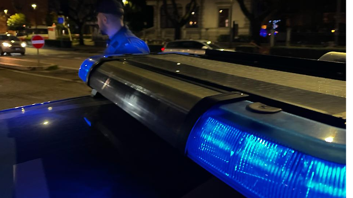 Uccide l'amico con un quattro colpi di pistola: arrestato dalla squadra mobile. La vittima aveva 30 anni