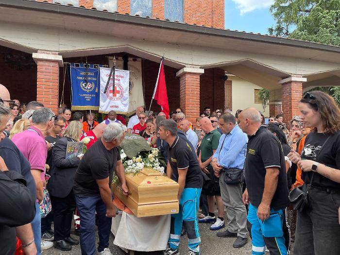 Il feretro di Alessio