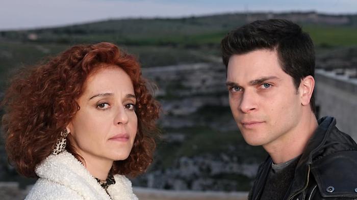 Perch&eacute; Alessio Lapice lascia la serie tv Imma Tataranni - Sostituto Procuratore: l'addio di Calogiuri che cambia tutto